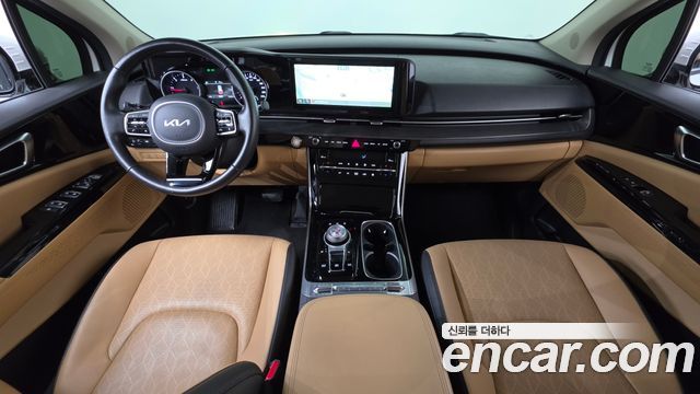 Kia Canival 2023 — photo 7
