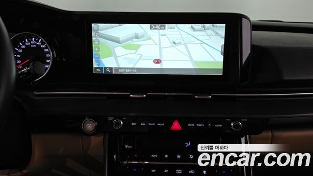 Kia Canival 2023 — photo 14