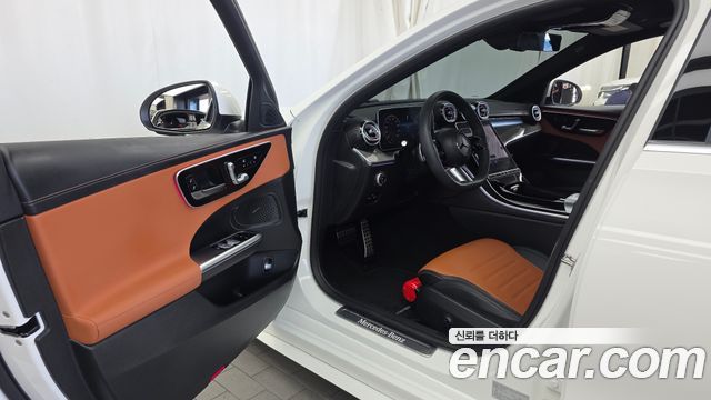 Mercedes-Benz C-Class 2026 — photo 13