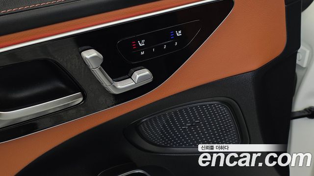 Mercedes-Benz C-Class 2026 — photo 23