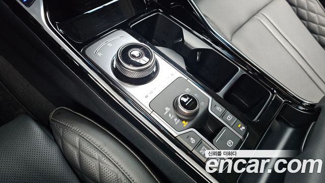 Kia Sorento 2023 — photo 12