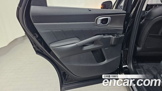Kia Sorento 2023 — photo 15