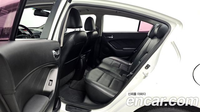Kia K3 2013 — photo 12