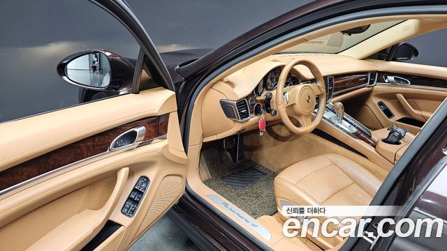 Porsche Panamera 2013 — photo 12