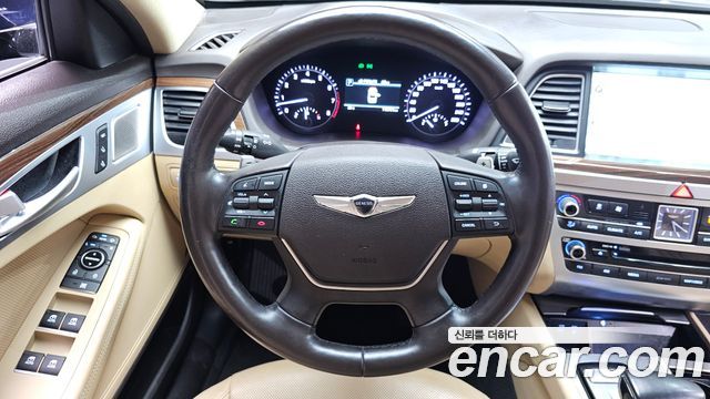 Genesis G80 2018 — photo 18