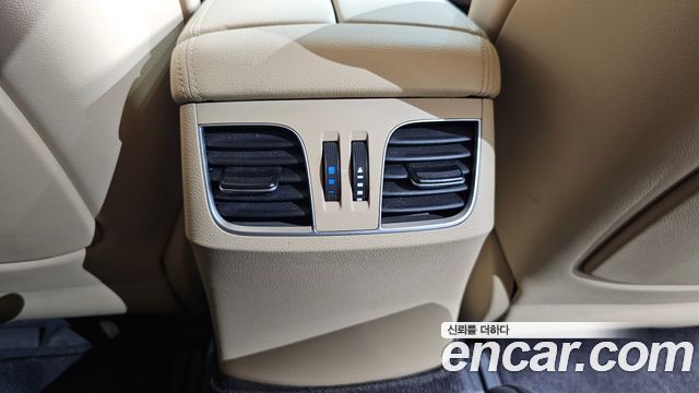 Genesis G80 2018 — photo 31