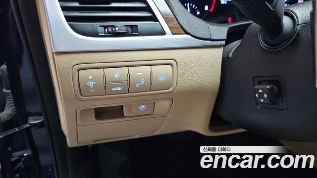 Genesis G80 2018 — photo 32