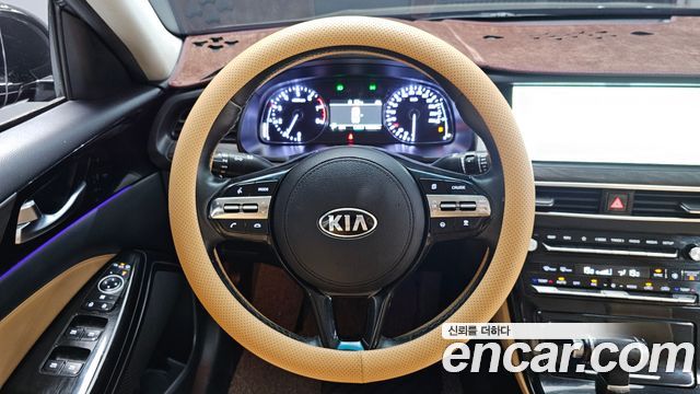 Kia K7 2020 — photo 18