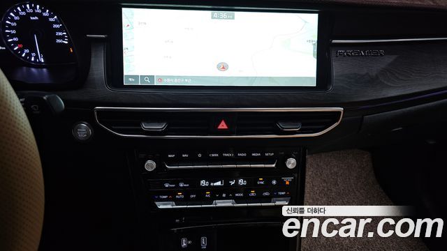 Kia K7 2020 — photo 19