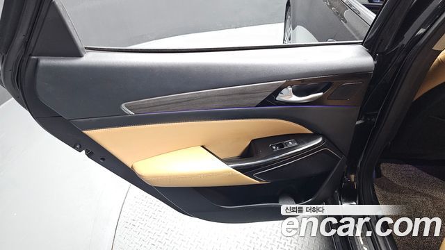 Kia K7 2020 — photo 15