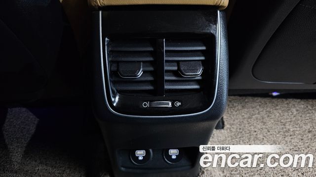 Kia K7 2020 — photo 29