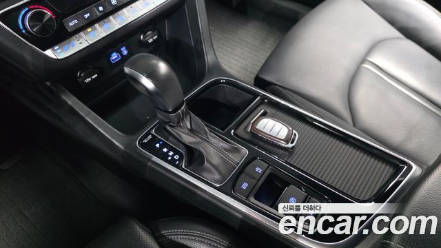 Hyundai Sonata 2018 — photo 12