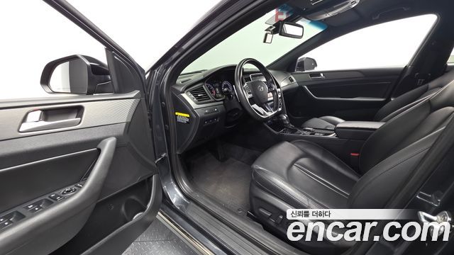 Hyundai Sonata 2018 — photo 13