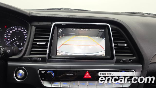 Hyundai Sonata 2018 — photo 22