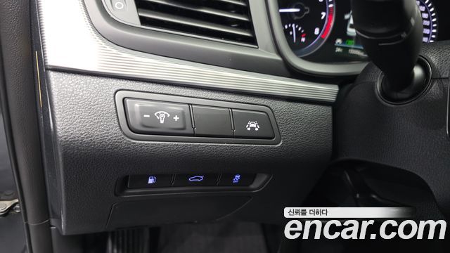 Hyundai Sonata 2018 — photo 25