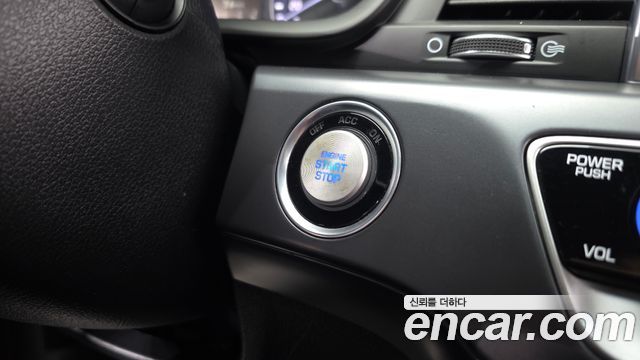 Hyundai Sonata 2018 — photo 26