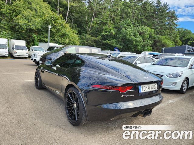 Jaguar F-TYPE 2016 — photo 5