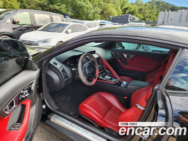 Jaguar F-TYPE 2016 — photo 9