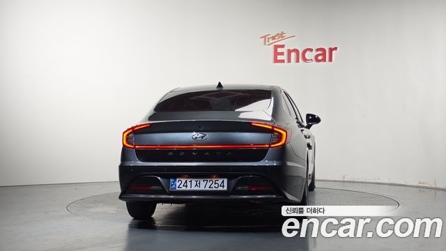 Hyundai Sonata 2022 — photo 4