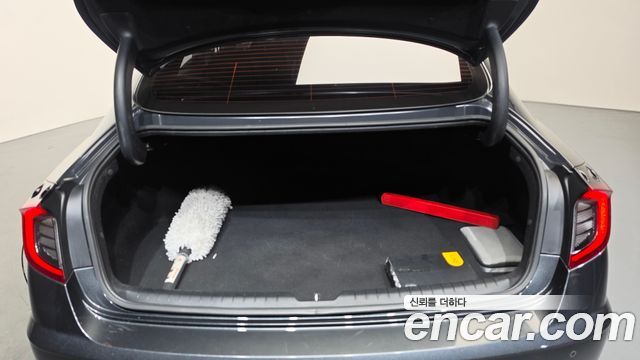 Hyundai Sonata 2022 — photo 23