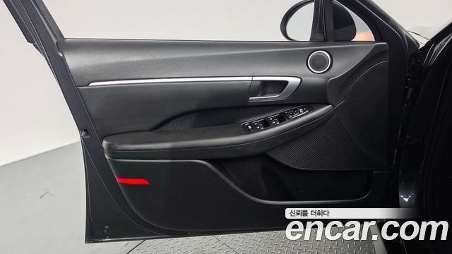 Hyundai Sonata 2022 — photo 14