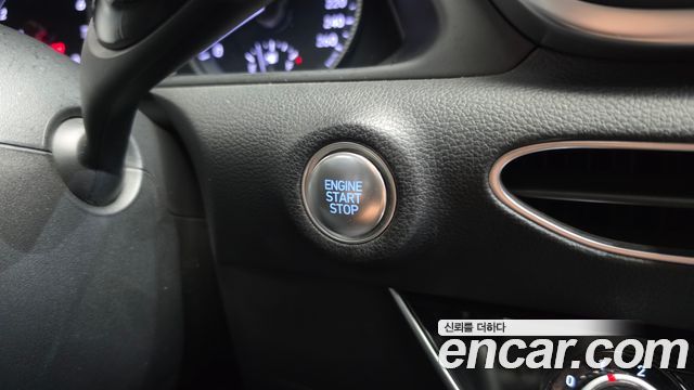Hyundai Sonata 2022 — photo 29