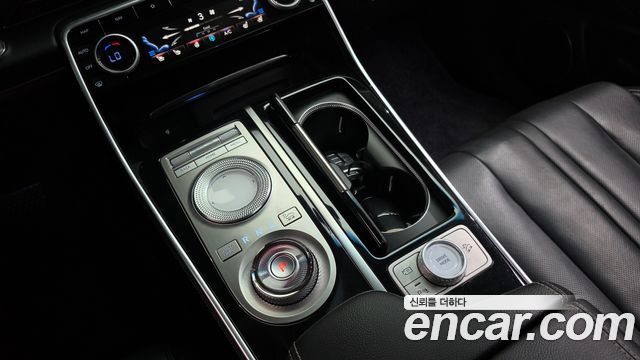 Genesis GV80 2020 — photo 9