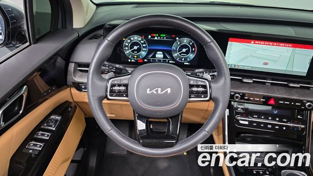 Kia Canival 2023 — photo 18