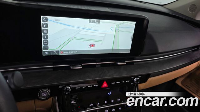 Kia Canival 2023 — photo 19