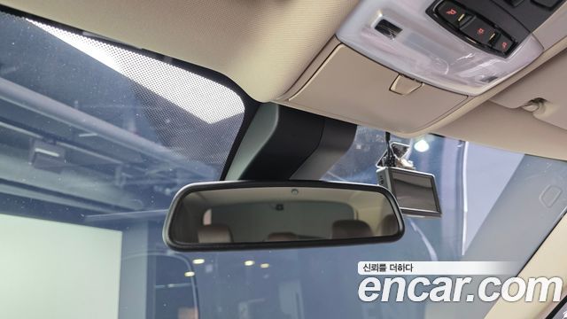 BMW X5 2018 — photo 18