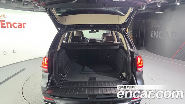 BMW X5 2018 — photo 20