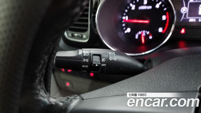 Kia Canival 2018 — photo 22