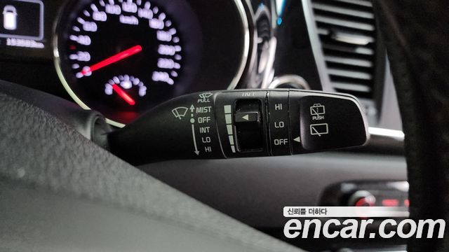 Kia Canival 2018 — photo 29