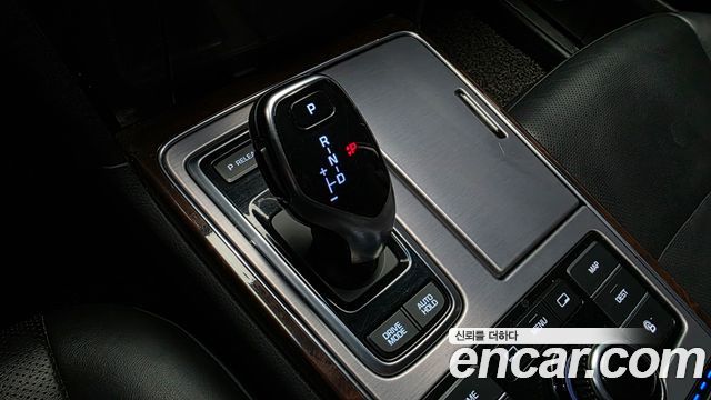 Hyundai Equus 2013 — photo 12