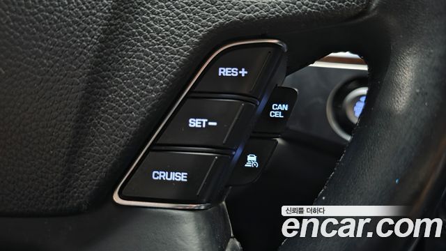 Hyundai Equus 2013 — photo 24