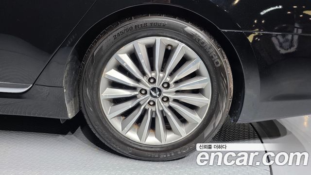 Hyundai Equus 2013 — photo 7