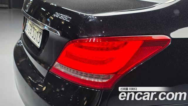 Hyundai Equus 2013 — photo 9