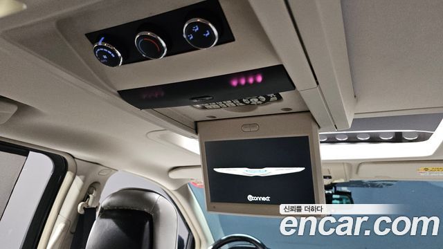 Chrysler Grand Voyager 2014 — photo 18
