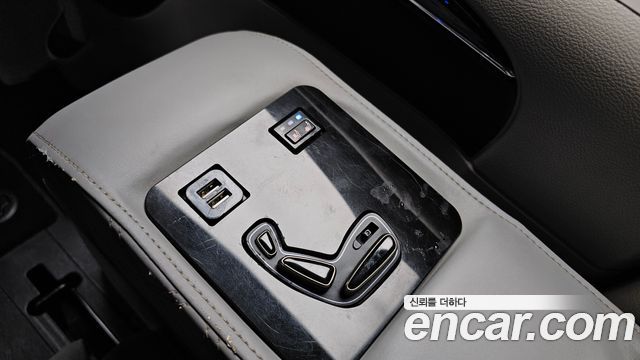 Chrysler Grand Voyager 2014 — photo 19