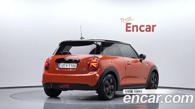 Mini Cooper 2021 — photo 2