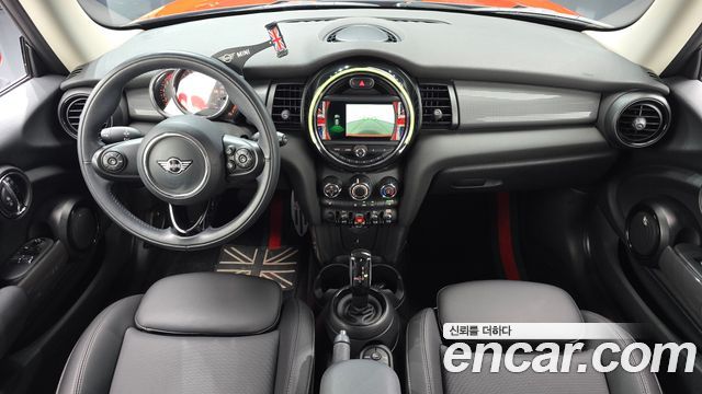 Mini Cooper 2021 — photo 10