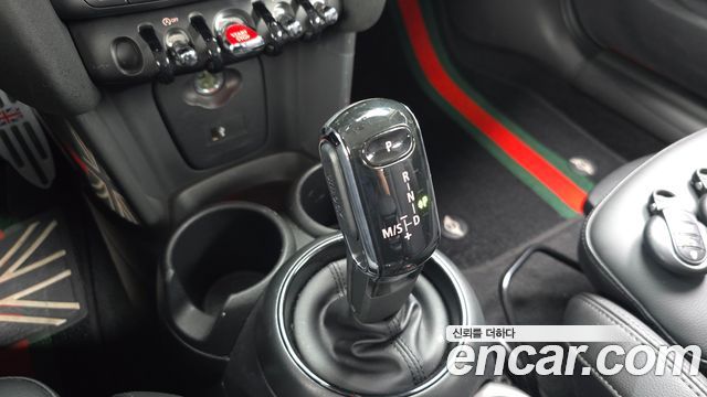 Mini Cooper 2021 — photo 12