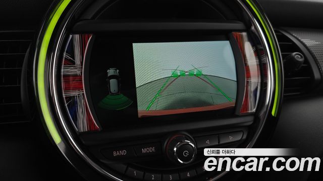 Mini Cooper 2021 — photo 19