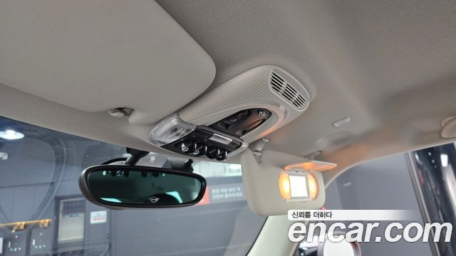 Mini Cooper 2021 — photo 28