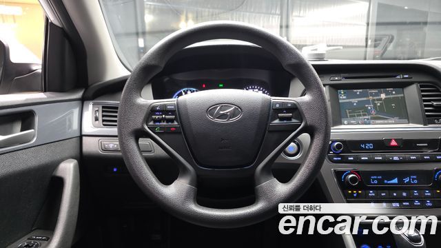Hyundai Sonata 2015 — photo 19