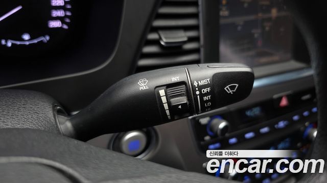 Hyundai Sonata 2015 — photo 24