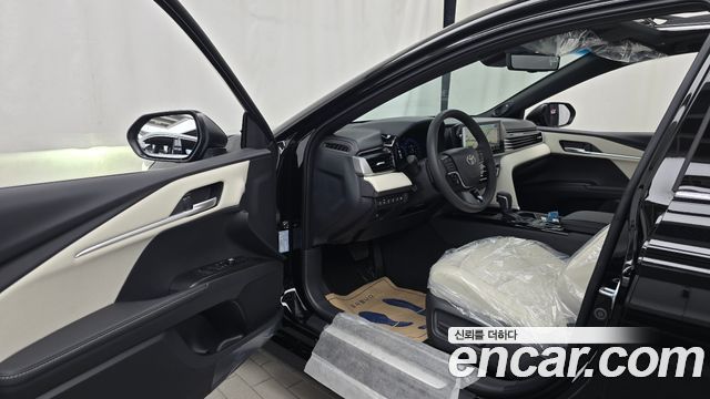 Toyota Camry 2026 — photo 10