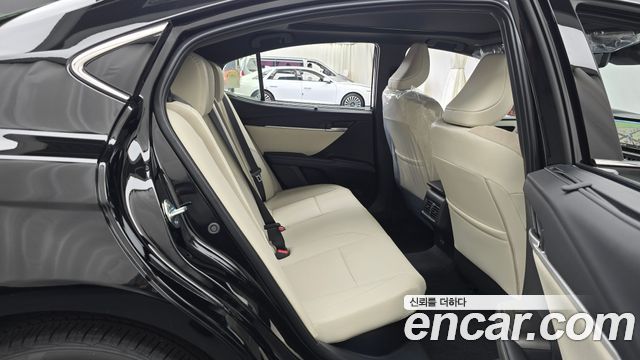 Toyota Camry 2026 — photo 12