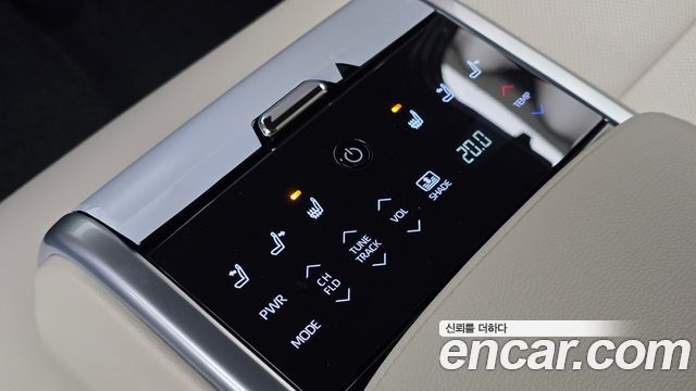 Toyota Camry 2026 — photo 19