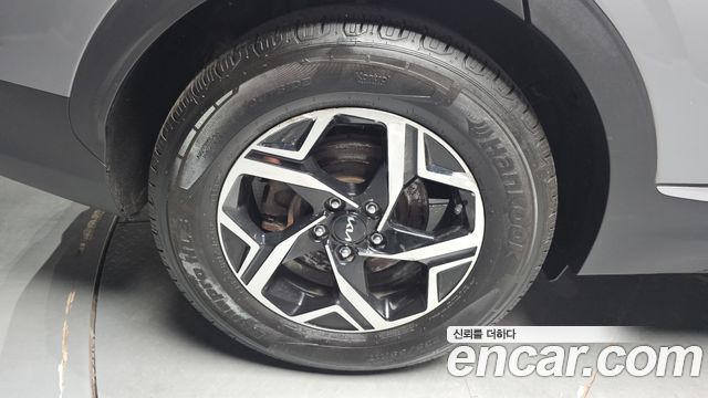 Kia Sportage 2023 — photo 5